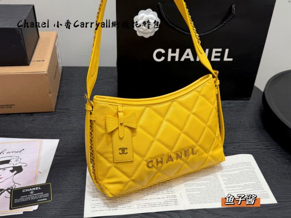 CC new arrival carryall tote hobo bag size: 31*24 cm
