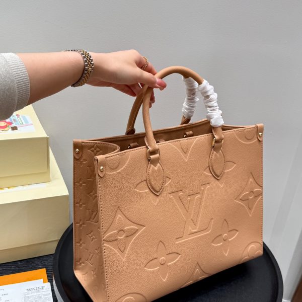 Louis new arrival onthego tote bag 008