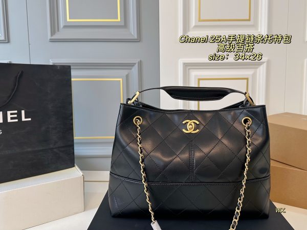 Cc new arrival 25A hobo tote bag size: 34*26 cm