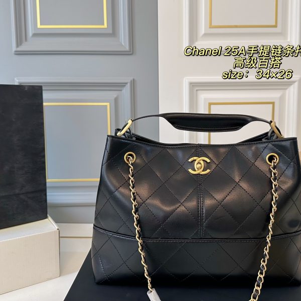 Cc new arrival 25A hobo tote bag size: 34*26 cm