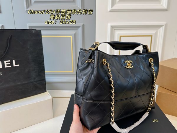 Cc new arrival 25A hobo tote bag size: 34*26 cm