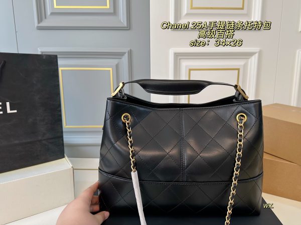 Cc new arrival 25A hobo tote bag size: 34*26 cm