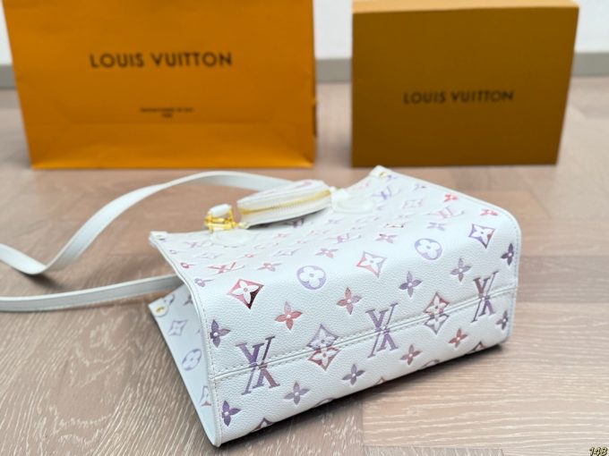 Louis new arrival 25ss onthego tote bag size: 25*20 cm - Image 7