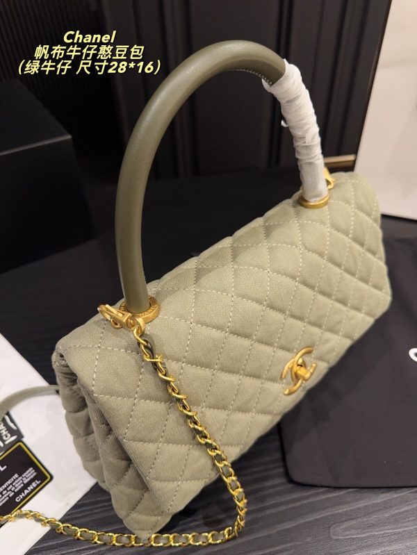 Cc new arrival Coco handle bag size: 28*16 cm
