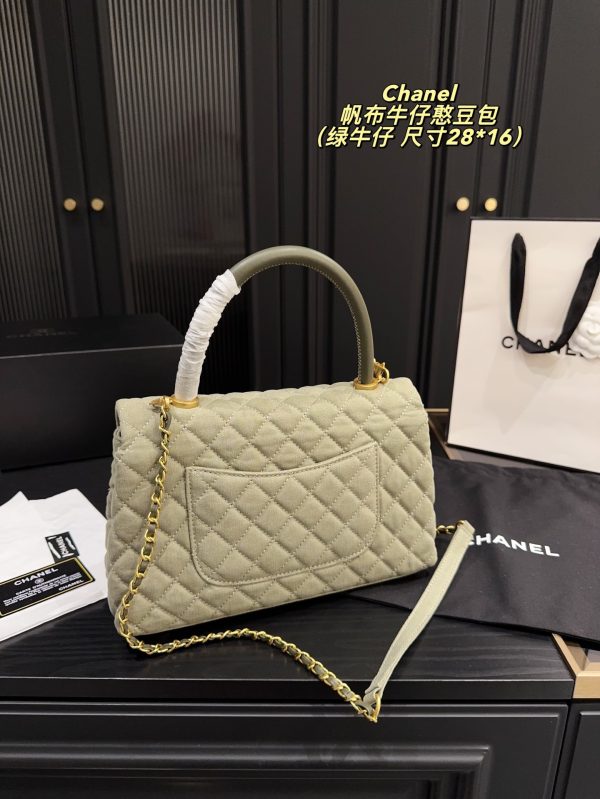 Cc new arrival Coco handle bag size: 28*16 cm