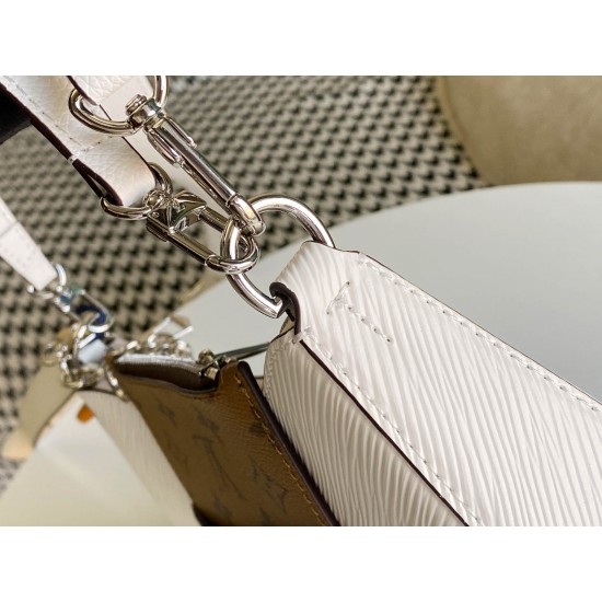 L-bag Size: 25 x 15 x 8 cm