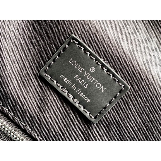 L-bag Size: 41 x 48 x 13 cm