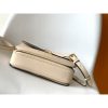 L-bag Size: 25 x 19 x 7 cm