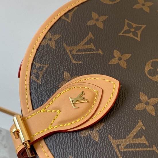 L-bag Model: M44860 Size 18*15*8cm