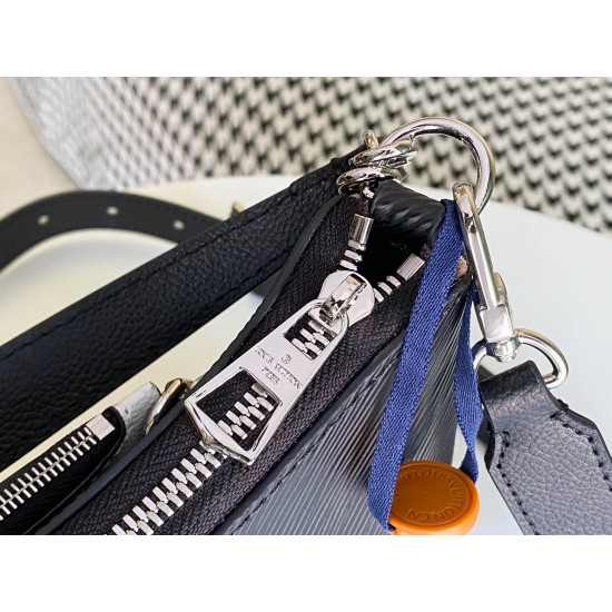 L-bag Size: 25 x 15 x 8 cm