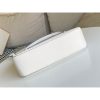 L-bag Size: 25 x 15 x 8 cm
