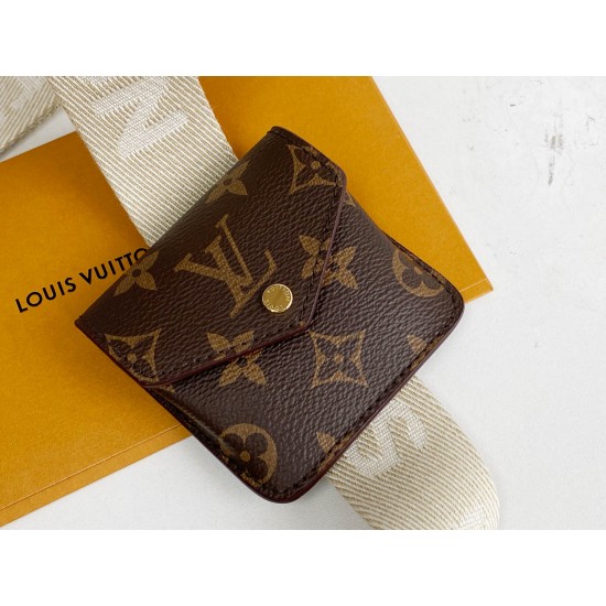 L-bag Size: 18 x 11 x 10 cm