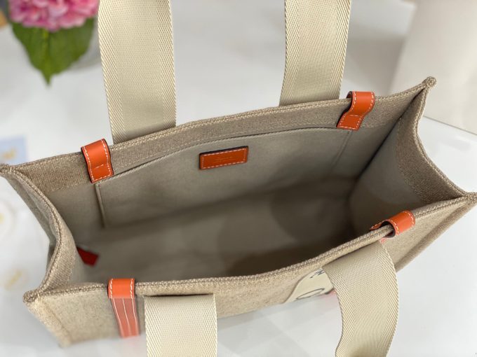 Ch Medium Woody Bag - Image 37