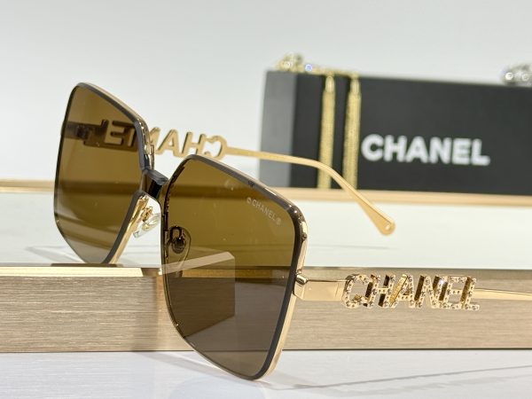 CC* Eyewear SIZE: 63-15-142