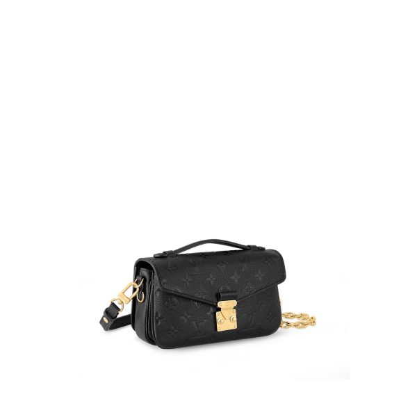 L M46595 Pochette Metis East West
