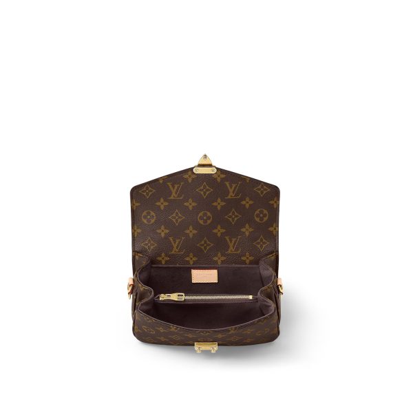 L M46279 Pochette Metis East West