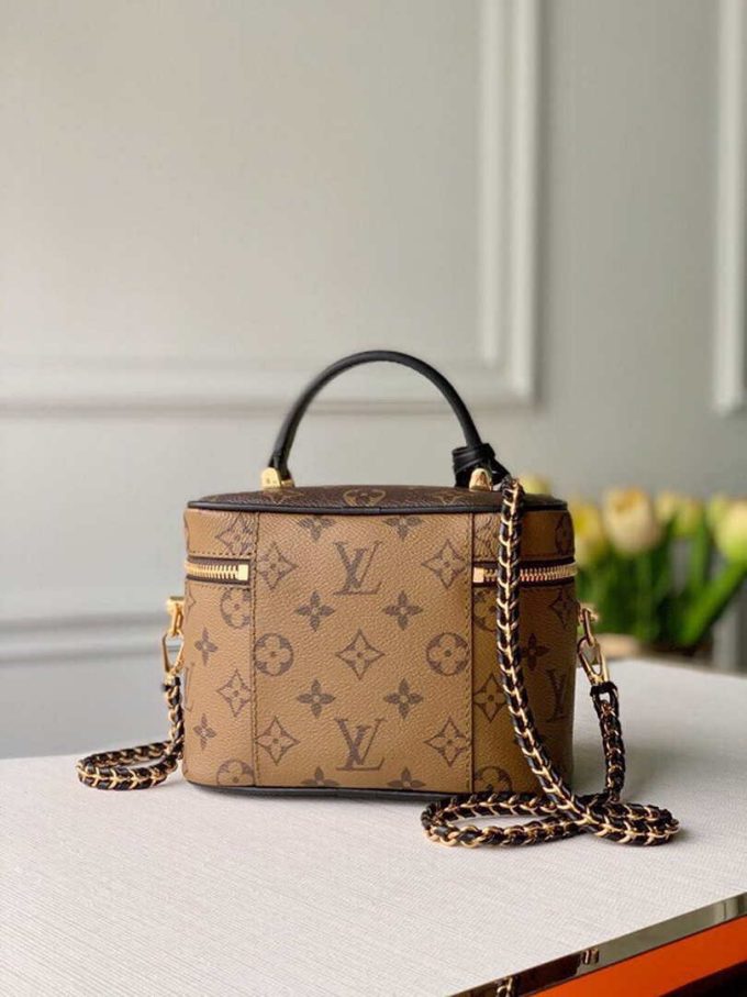 Louis M45165 Vanity Pm Monogram Reverse Bag - Image 2