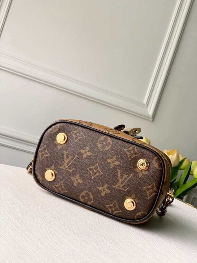 Louis M45165 Vanity Pm Monogram Reverse Bag - Image 4