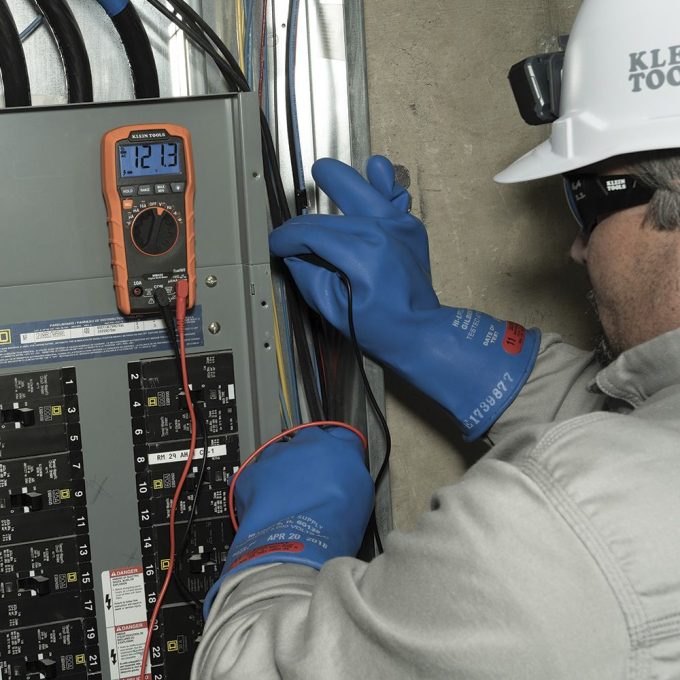 Klein Tools MM420 Digital Multimeter, Auto-Ranging TRMS Multimeter - Image 9