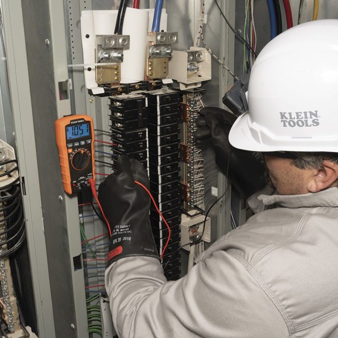Klein Tools MM420 Digital Multimeter, Auto-Ranging TRMS Multimeter - Image 6