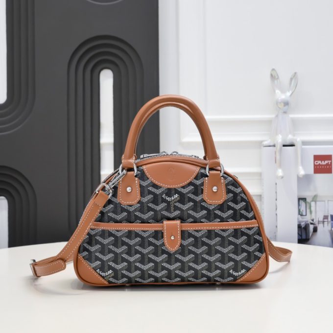 Goy new arrival vintage mini bag size: 26*17*8cm
