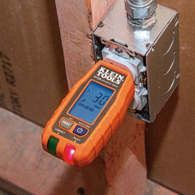 Klein Tools RT250 GFCI  Receptacle Tester with LCD Display, for Standard  3-Wire 120V Electrical Outlets - Image 2