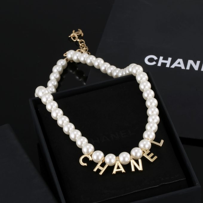 CC Necklace 0010