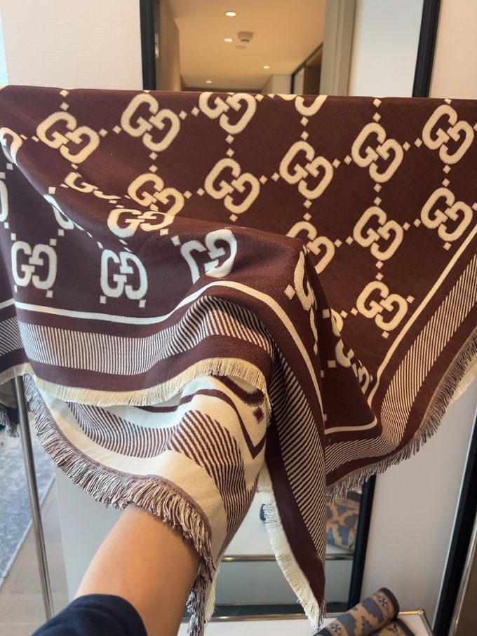2 Color Scarf 140X140Cm Wj-922000280 - Image 4